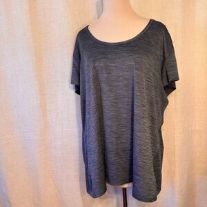 Athleta Women’s Gray Active T-Shirt size 2X Oversized and Stretchy